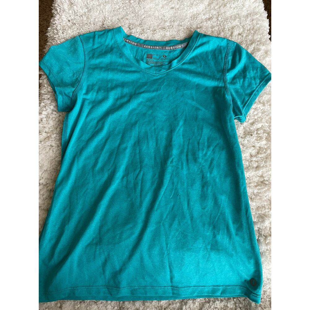 Xersion girls sz. 16 teal green v-neck sport tee. Comfortable, great shape